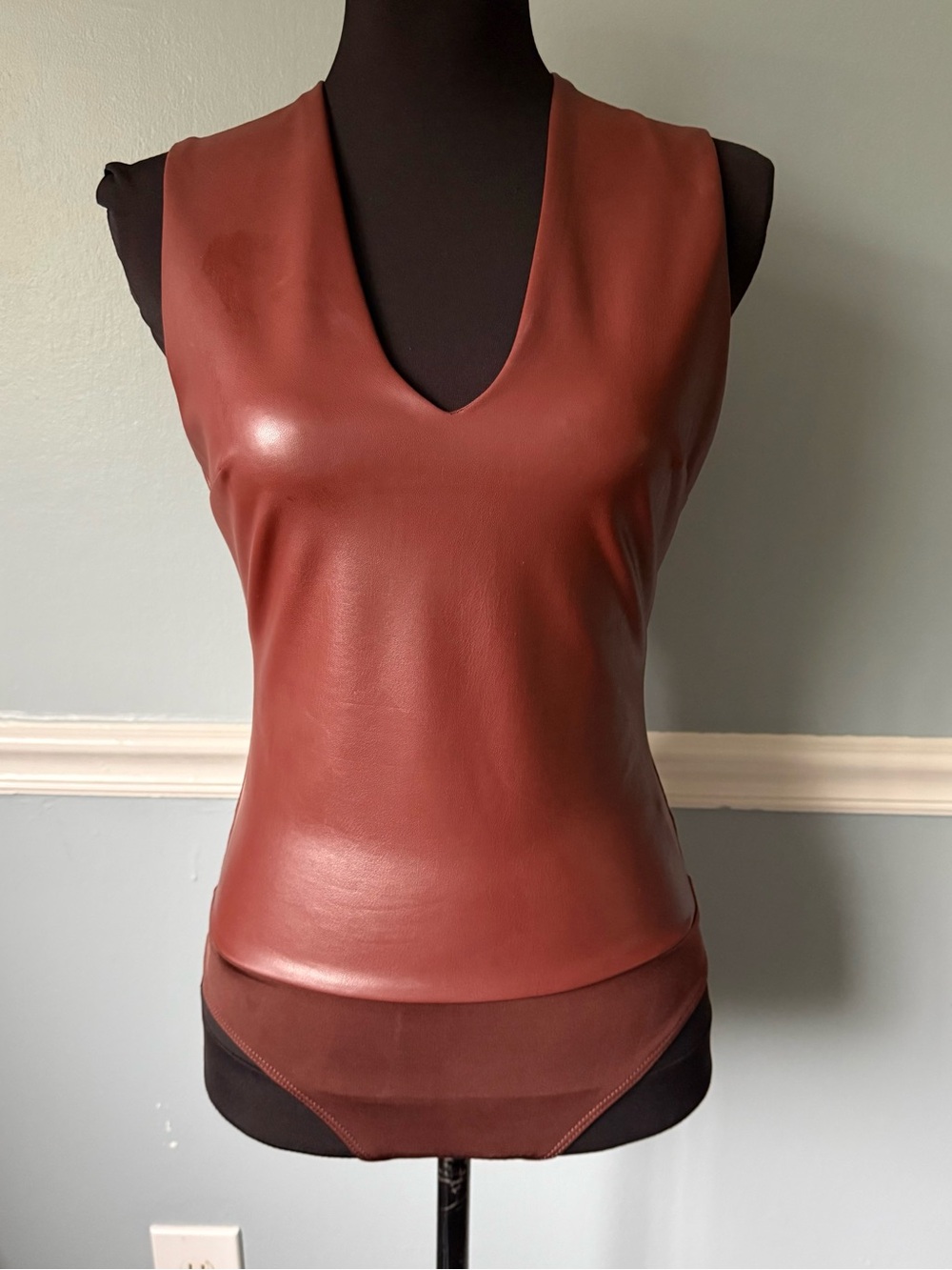 Express Brown Sleeveless Faux-Leather V-Neck Tank S